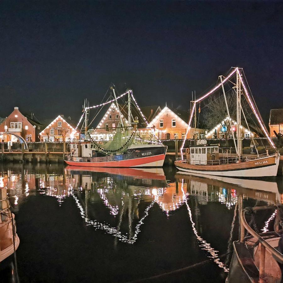 Ferienglueck An Der Nordsee Buche Deine Erdgeschoss-Ferienwohnung Mit Kamin Terrasse Und Eingezaeuntem Garten Fuer Unvergessliche Auszeiten Altfunnixsiel 外观 照片